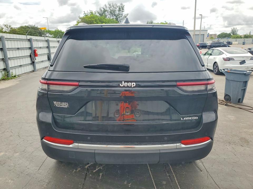 Продажа на аукционе авто 2025 Jeep Grand Cherokee, vin: 1C4RJGAG2SC355360, номер лота: 56589036