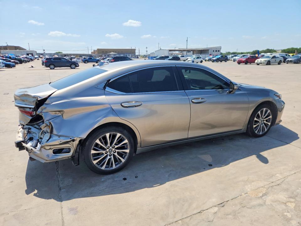 58562136 :رقم المزاد ، 58ABZ1B15KU019167 vin ، 2019 Lexus Es مزاد بيع