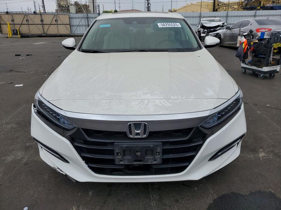 2018 Honda Accord მანქანა იყიდება აუქციონზე, vin: 1HGCV3F53JA005578, აუქციონის ნომერი: 58295526