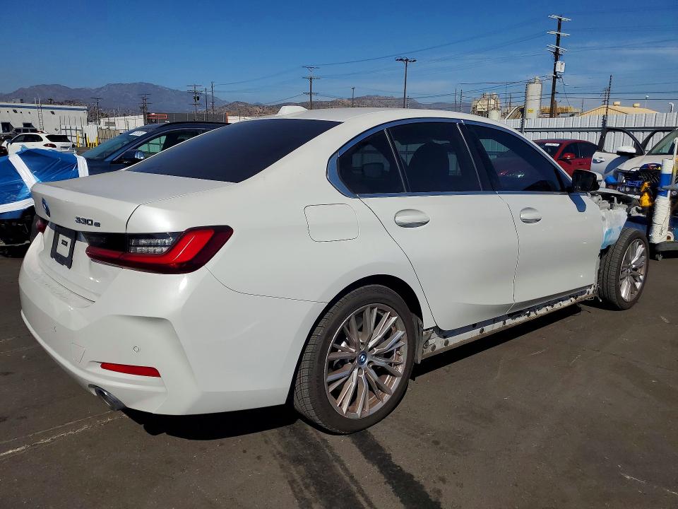57160226 :رقم المزاد ، 3MW39FF04R8E41465 vin ، 2024 Bmw 330e مزاد بيع