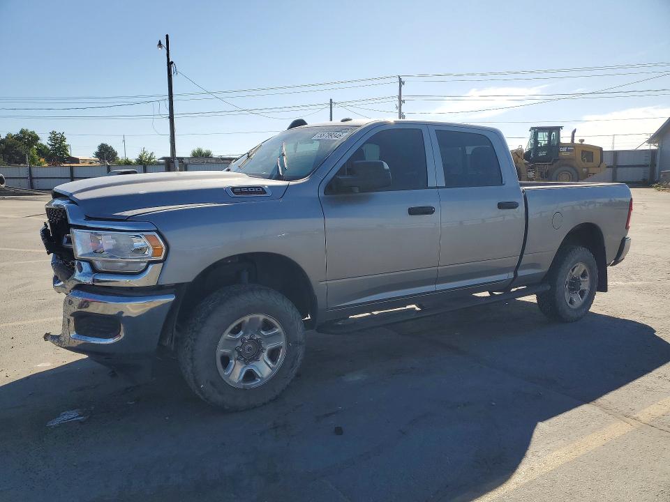 55789346 :رقم المزاد ، 3C6UR5CJ3NG109748 vin ، 2022 Ram 2500 مزاد بيع