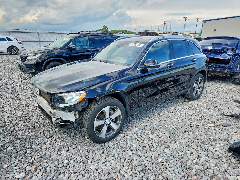 57882876 :رقم المزاد ، WDC0G4KB1HF178195 vin ، 2017 Mercedes-benz Glc مزاد بيع