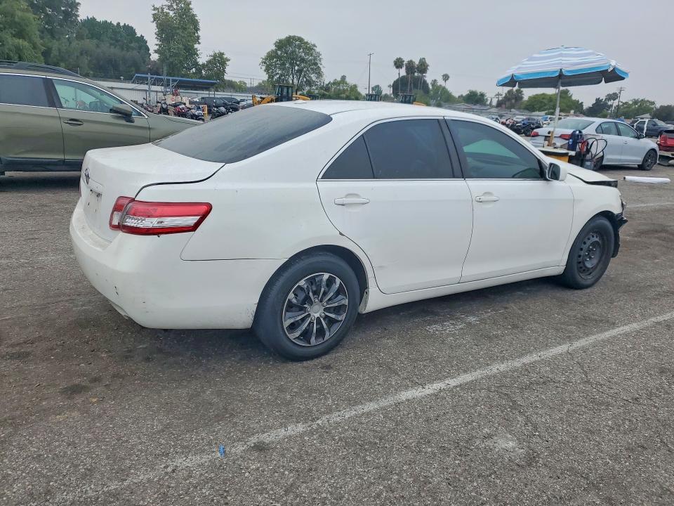 2011 Toyota Camry მანქანა იყიდება აუქციონზე, vin: 4T4BF3EK7BR186619, აუქციონის ნომერი: 55769366