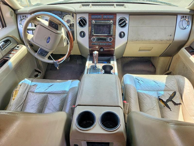 Продажа на аукционе авто 2010 Ford Expedition, vin: 1FMJU2A55AEB56856, номер лота: 85633015