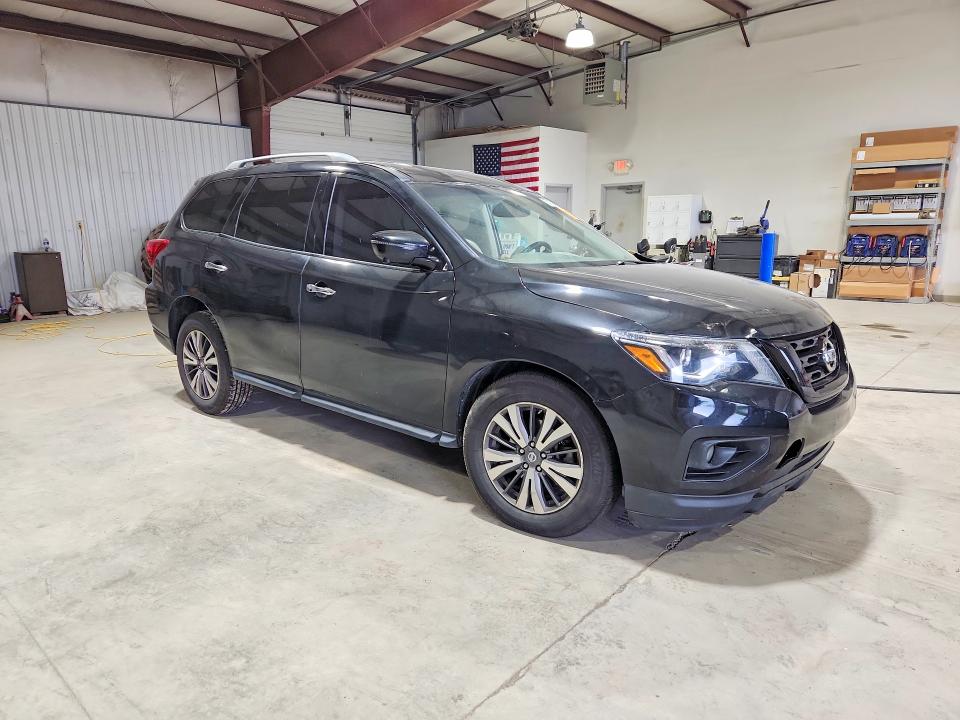 Auction sale of the 2017 Nissan Pathfinder, vin: 5N1DR2MN7HC685841, lot number: 57875056
