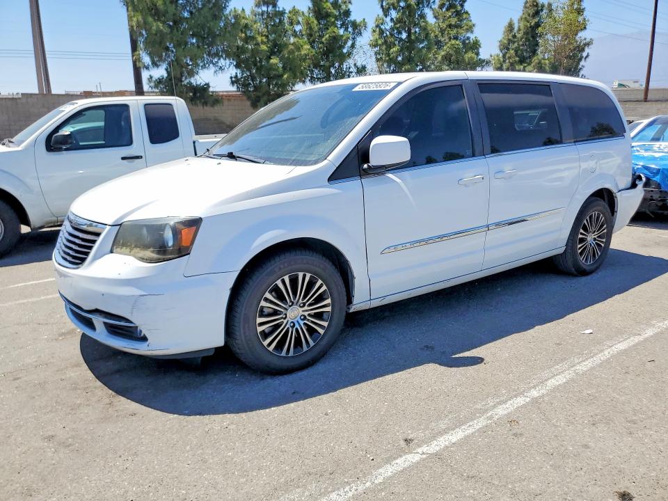 58625826 :رقم المزاد ، 2C4RC1HG3ER234524 vin ، 2014 Chrysler Town & Country مزاد بيع