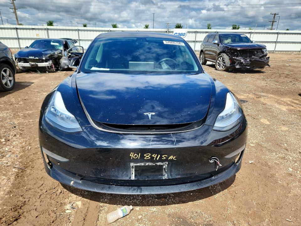 57006156 :رقم المزاد ، 5YJ3E1EA8KF401841 vin ، 2019 Tesla Model 3 مزاد بيع