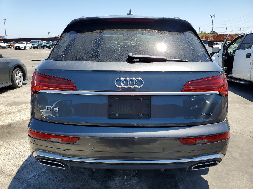 58469056 :رقم المزاد ، WA1G2AFY0M2047707 vin ، 2021 Audi Q5 E مزاد بيع