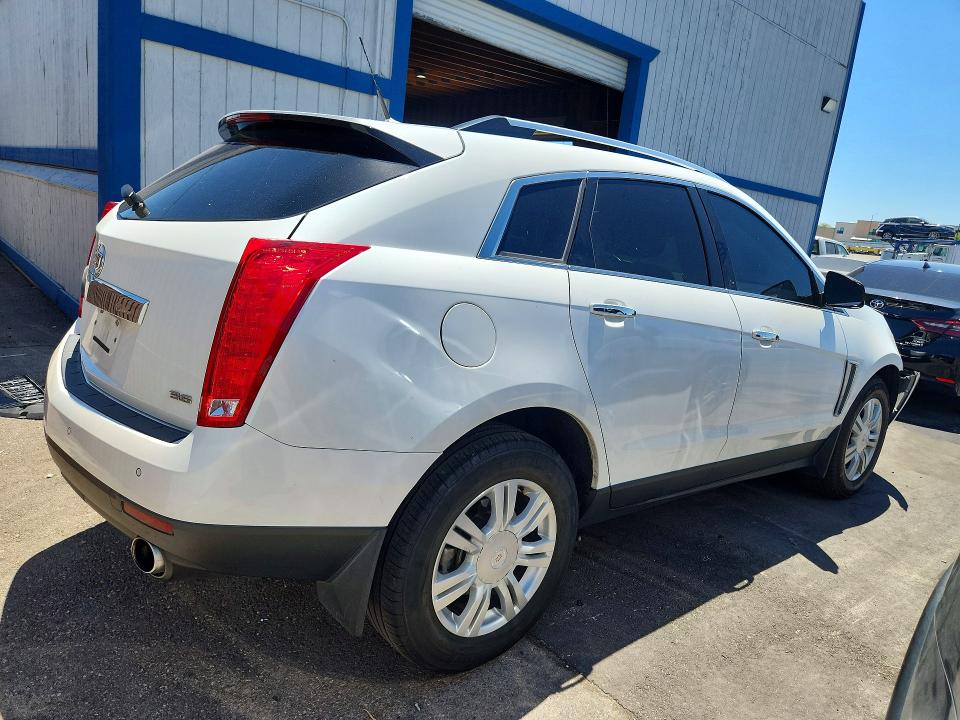 55528526 :رقم المزاد ، 3GYFNCE35DS529128 vin ، 2013 Cadillac Srx مزاد بيع