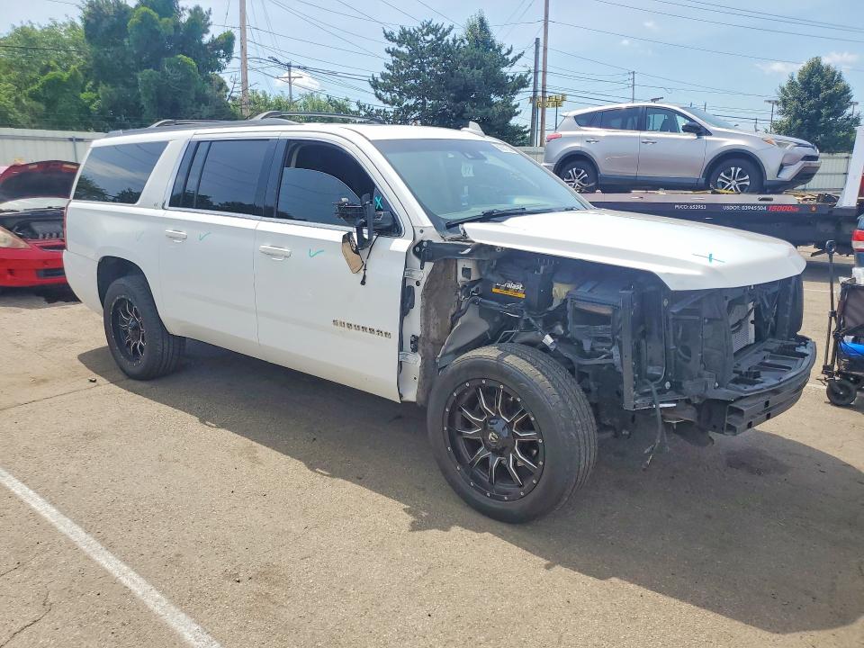 Продаж на аукціоні авто 2016 Chevrolet Suburban, vin: 1GNSKHKC8GR420238, номер лоту: 56867536