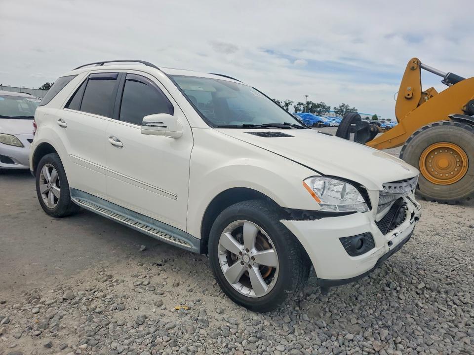 55870326 :رقم المزاد ، 4JGBB5GB3BA657410 vin ، 2011 Mercedes-benz Ml مزاد بيع