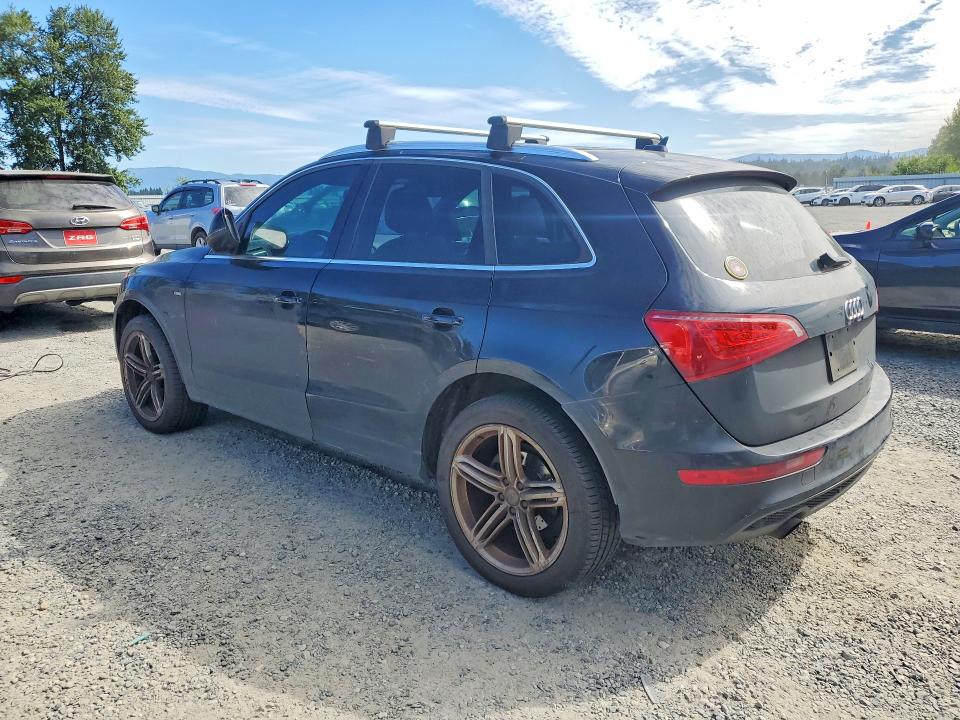 2010 Audi Q5 მანქანა იყიდება აუქციონზე, vin: WA1WKAFP1AA020701, აუქციონის ნომერი: 57962246