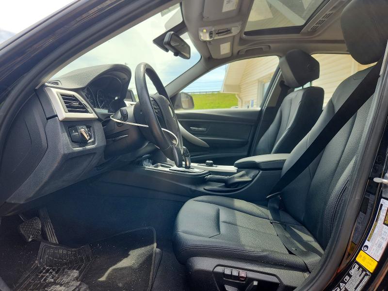 56426076 :رقم المزاد ، WBA3C3G54ENS72128 vin ، 2014 Bmw 320 مزاد بيع