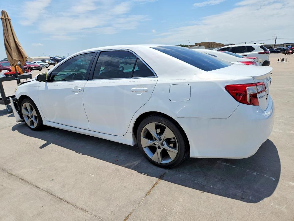 2014 Toyota Camry მანქანა იყიდება აუქციონზე, vin: 4T1BF1FK7EU787272, აუქციონის ნომერი: 58961906