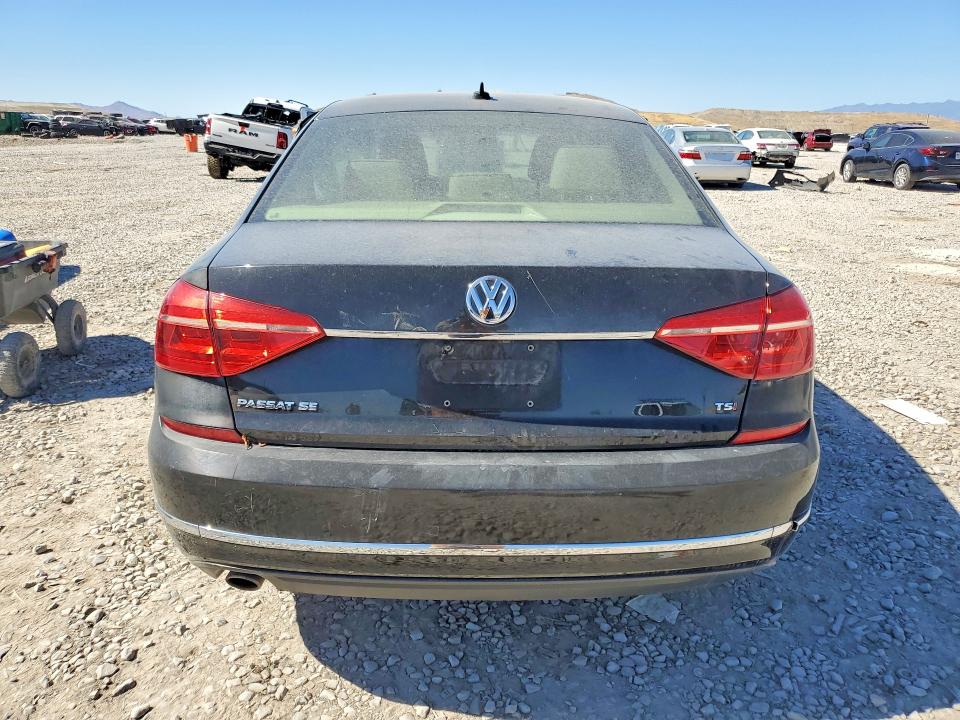 55642846 :رقم المزاد ، 1VWBT7A31GC030003 vin ، 2016 Volkswagen Passat مزاد بيع