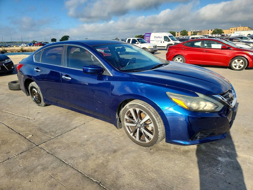 Продажа на аукционе авто 2016 Nissan Altima, vin: 1N4AL3AP6GC135152, номер лота: 57715906