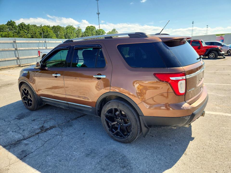 2011 Ford Explorer მანქანა იყიდება აუქციონზე, vin: 1FMHK8F82BGA83946, აუქციონის ნომერი: 57135176