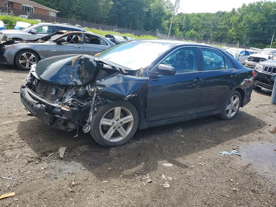 56750276 :رقم المزاد ، 4T1BF1FK6EU820150 vin ، 2014 Toyota Camry مزاد بيع