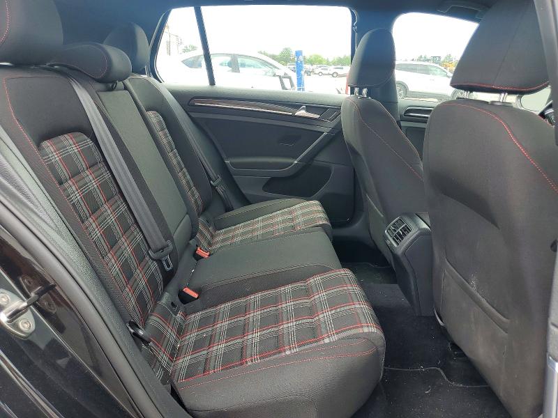 57929466 :رقم المزاد ، 3VW4T7AU7HM035644 vin ، 2017 Volkswagen Gti مزاد بيع