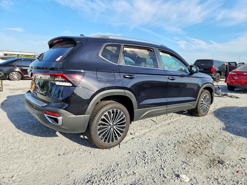 57922676 :رقم المزاد ، 3VVSC7B21SM055842 vin ، 2025 Volkswagen Taos مزاد بيع