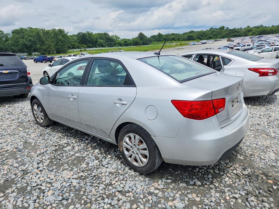 2013 Kia Forte მანქანა იყიდება აუქციონზე, vin: KNAFU4A27D5733643, აუქციონის ნომერი: 53910806