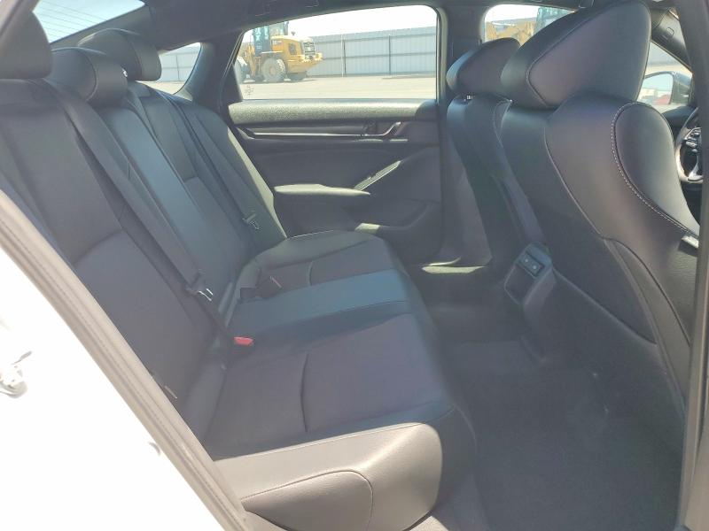 56192136 :رقم المزاد ، 1HGCV1F3XNA075636 vin ، 2022 Honda Accord مزاد بيع