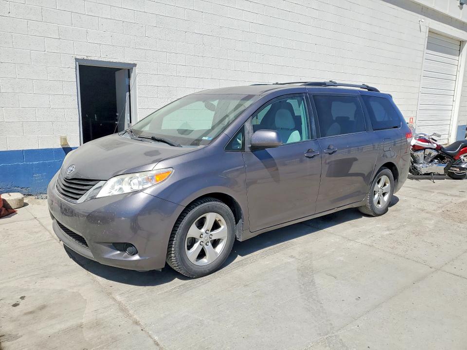 Продажа на аукционе авто 2011 Toyota Sienna, vin: 5TDKK3DC4BS092898, номер лота: 56049116