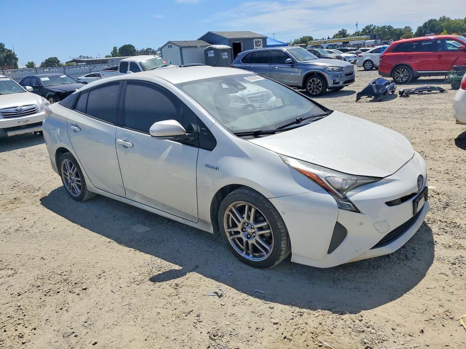 Продаж на аукціоні авто 2017 Toyota Prius, vin: JTDKBRFUXH3049900, номер лоту: 85990495