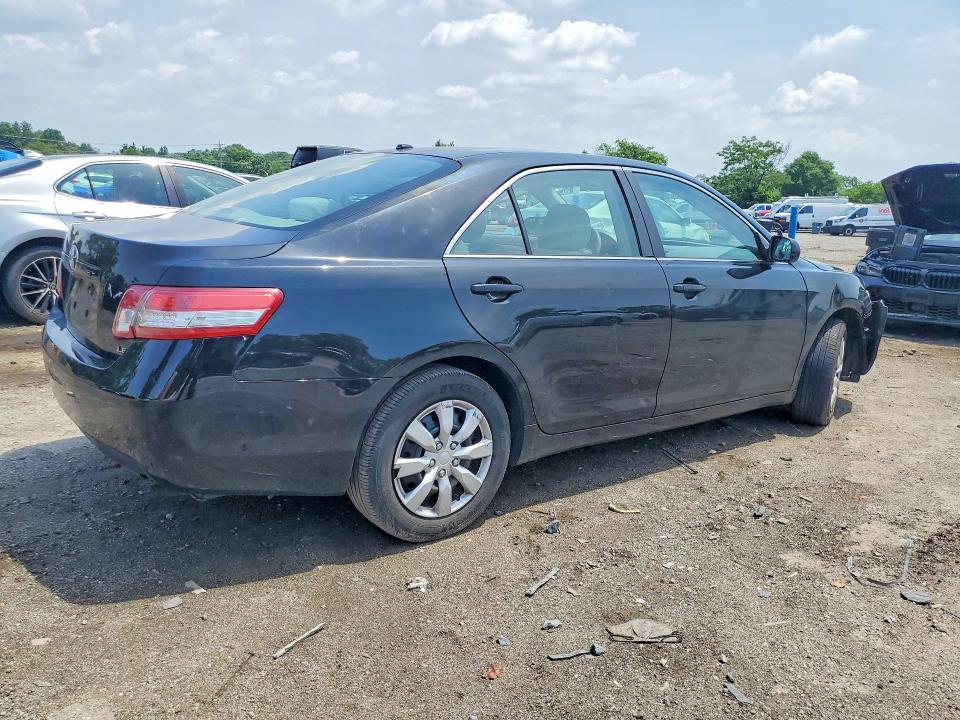 2011 Toyota Camry მანქანა იყიდება აუქციონზე, vin: 4T1BF3EK2BU228592, აუქციონის ნომერი: 57029456