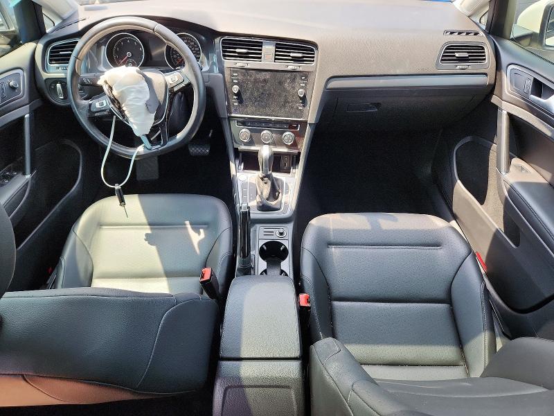 56243836 :رقم المزاد ، 3VWG17AUXJM254770 vin ، 2018 Volkswagen Golf مزاد بيع