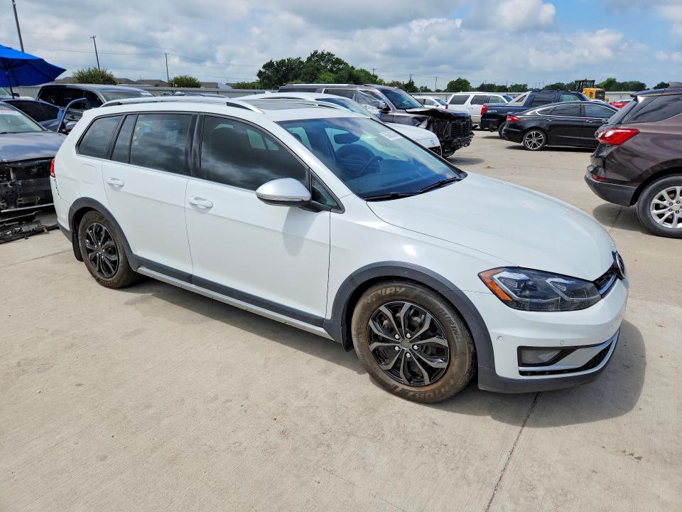 Продажа на аукционе авто 2018 Volkswagen Golf Alltrack, vin: 3VWH17AU9JM756996, номер лота: 56605386