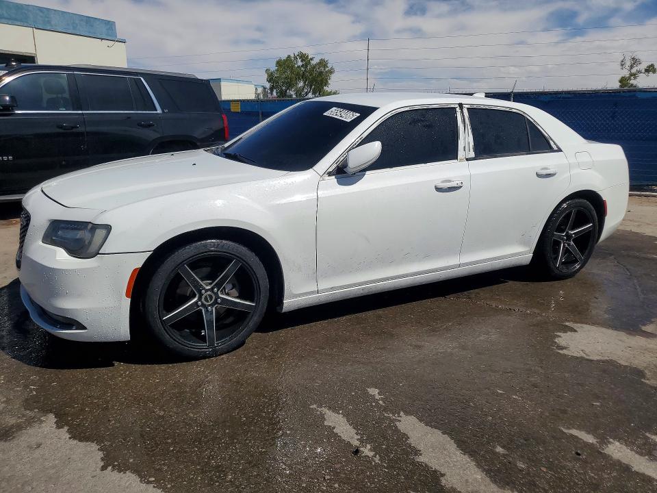 56549486 :رقم المزاد ، 2C3CCABGXKH515577 vin ، 2019 Chrysler 300 مزاد بيع