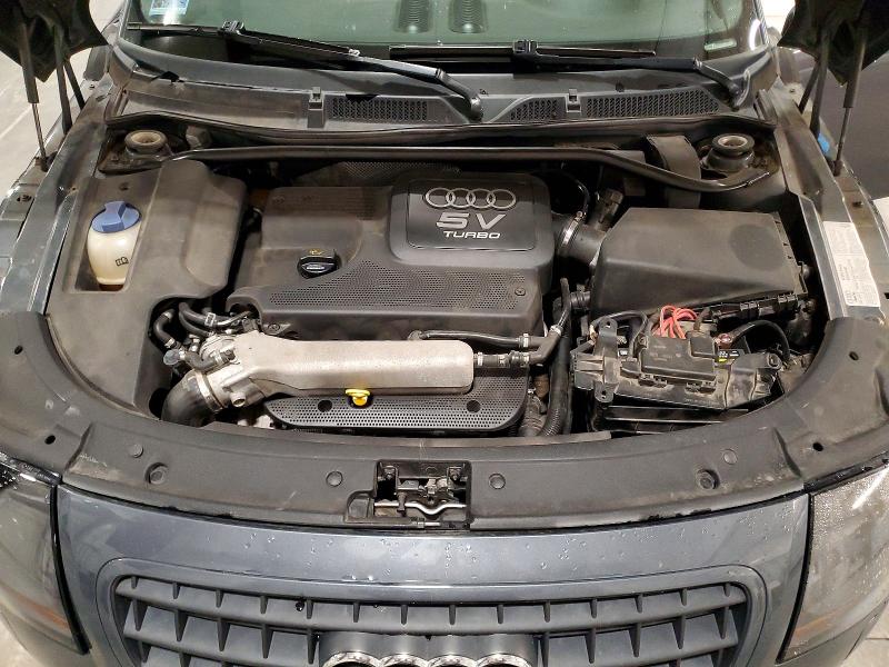 2004 Audi Tt მანქანა იყიდება აუქციონზე, vin: TRUTC28N741005945, აუქციონის ნომერი: 57809706