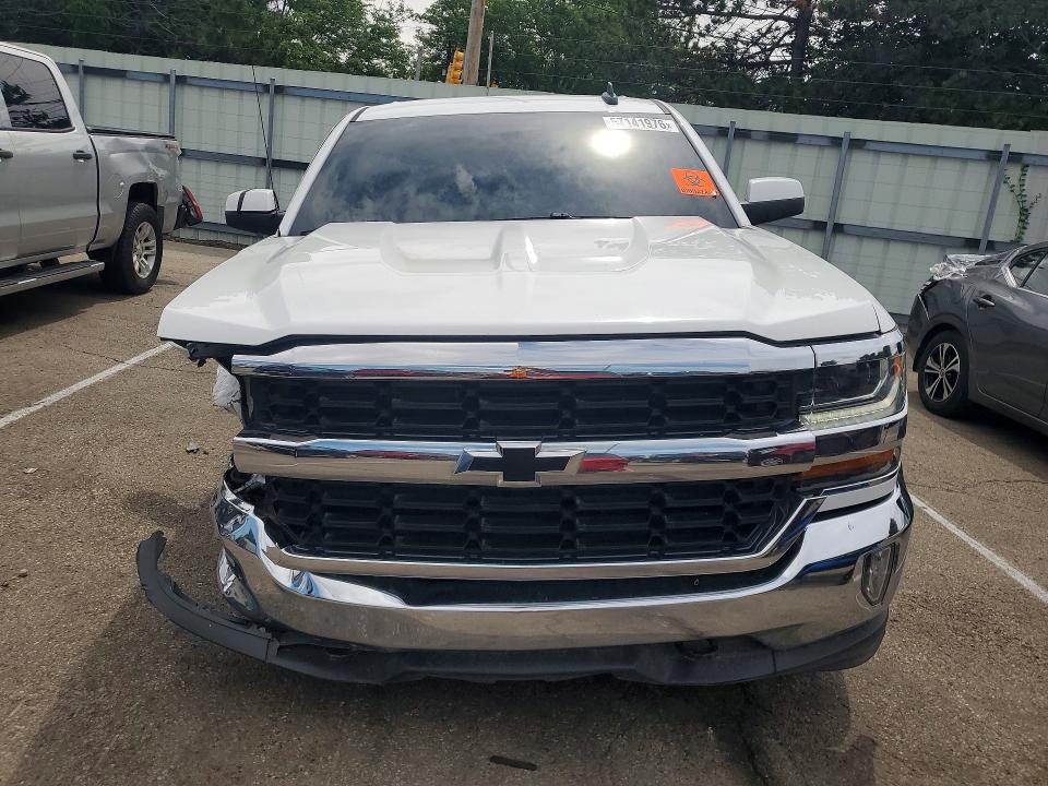 Продажа на аукционе авто 2018 Chevrolet Silverado, vin: 1GCVKREC3JZ229812, номер лота: 57141976
