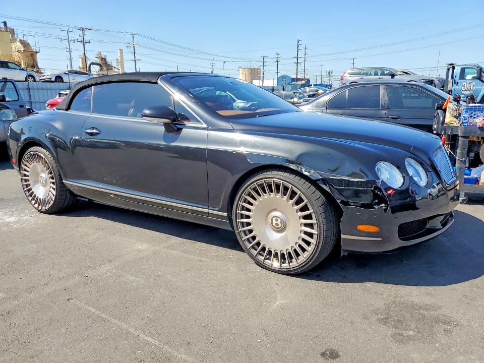 56547876 :رقم المزاد ، SCBDR33W97C047077 vin ، 2007 Bentley Continental مزاد بيع