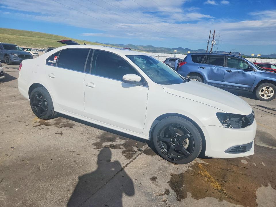 2014 Volkswagen Jetta მანქანა იყიდება აუქციონზე, vin: 3VWD17AJ3EM442996, აუქციონის ნომერი: 56135916