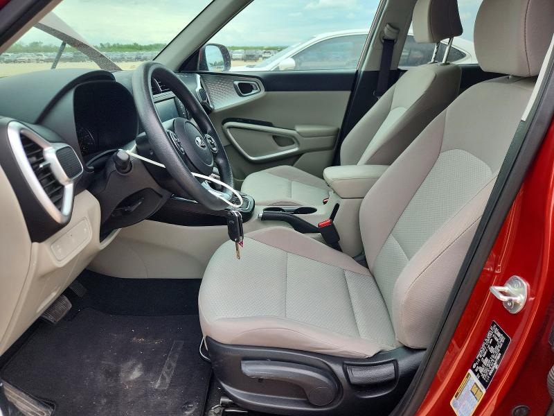 56002926 :رقم المزاد ، KNDJ23AU9M7778604 vin ، 2021 Kia Soul مزاد بيع