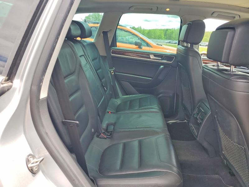 57540396 :رقم المزاد ، WVGEF9BP0DD013795 vin ، 2013 Volkswagen Touareg مزاد بيع