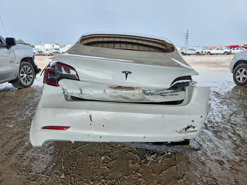 56472206 :رقم المزاد ، 5YJ3E1EB3KF469585 vin ، 2019 Tesla Mod مزاد بيع