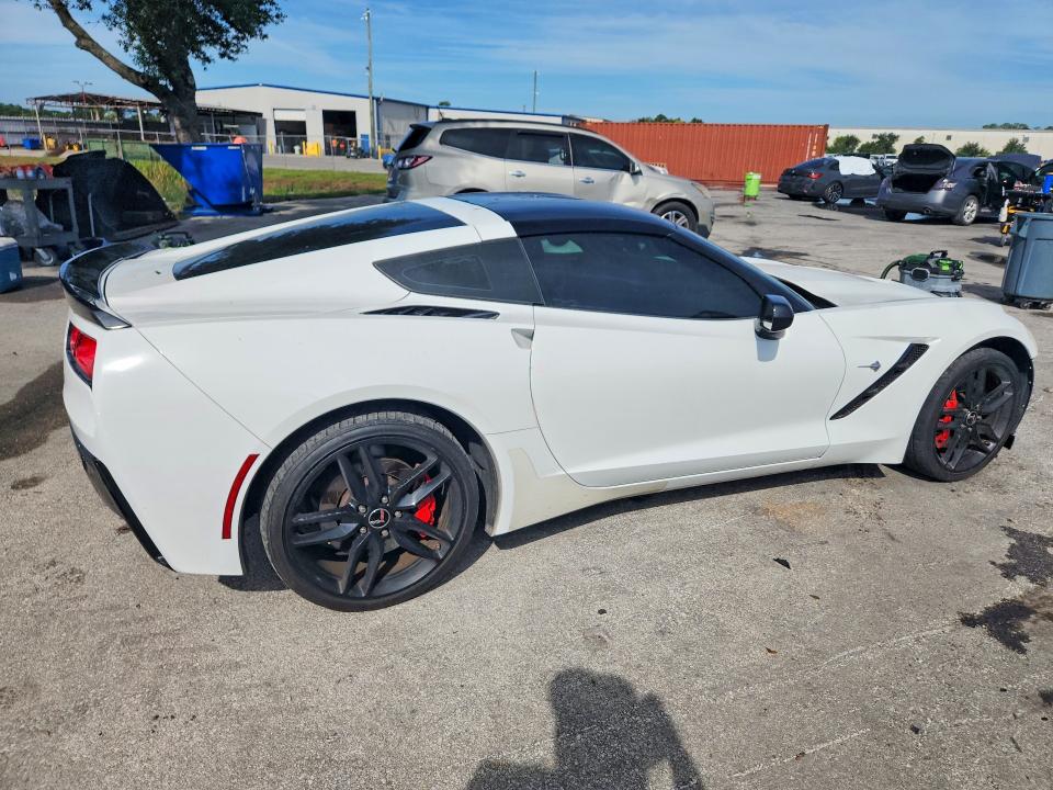 2014 Chevrolet Corvette მანქანა იყიდება აუქციონზე, vin: 1G1YG2D71E5127960, აუქციონის ნომერი: 57158846