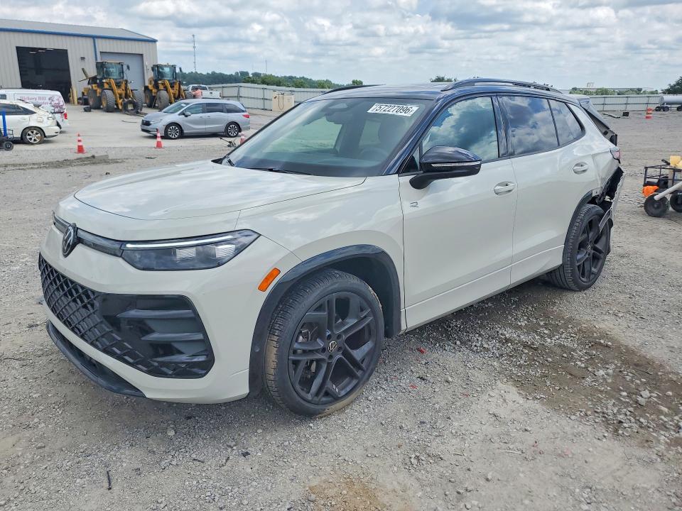 57227096 :رقم المزاد ، 3VVHR7RM7TM023804 vin ، 2026 Volkswagen Tiguan مزاد بيع
