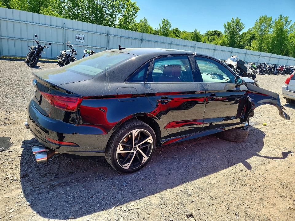 55754896 :رقم المزاد ، WAUBEGFF8LA105475 vin ، 2020 Audi A3 مزاد بيع