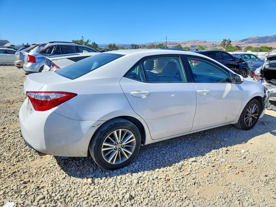 Продажа на аукционе авто 2015 Toyota Corolla, vin: 2T1BURHE5FC385801, номер лота: 57901386
