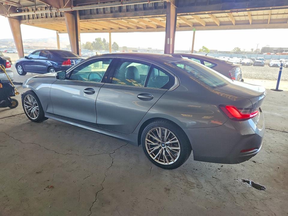 55993056 :رقم المزاد ، 3MW69FF07R8E35382 vin ، 2024 Bmw 330i مزاد بيع