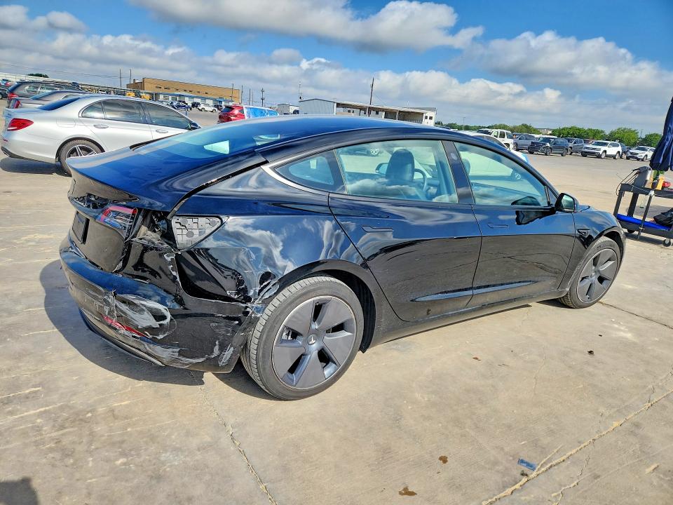 Продажа на аукционе авто 2023 Tesla Model 3, vin: 5YJ3E1EA0PF660220, номер лота: 57057576