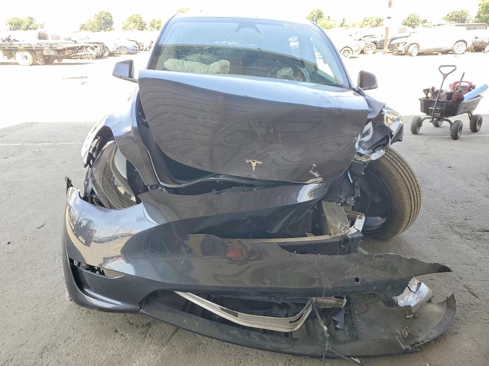 56103536 :رقم المزاد ، 7SAYGDED2RF193609 vin ، 2024 Tesla Model Y مزاد بيع