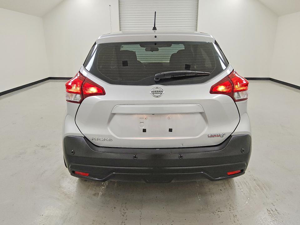 56855286 :رقم المزاد ، 3N1CP5BVXLL527861 vin ، 2020 Nissan Kicks مزاد بيع
