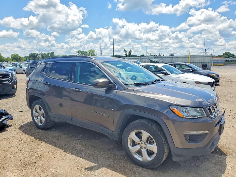 Продаж на аукціоні авто 2018 Jeep Compass, vin: 3C4NJDBB1JT199511, номер лоту: 58049396