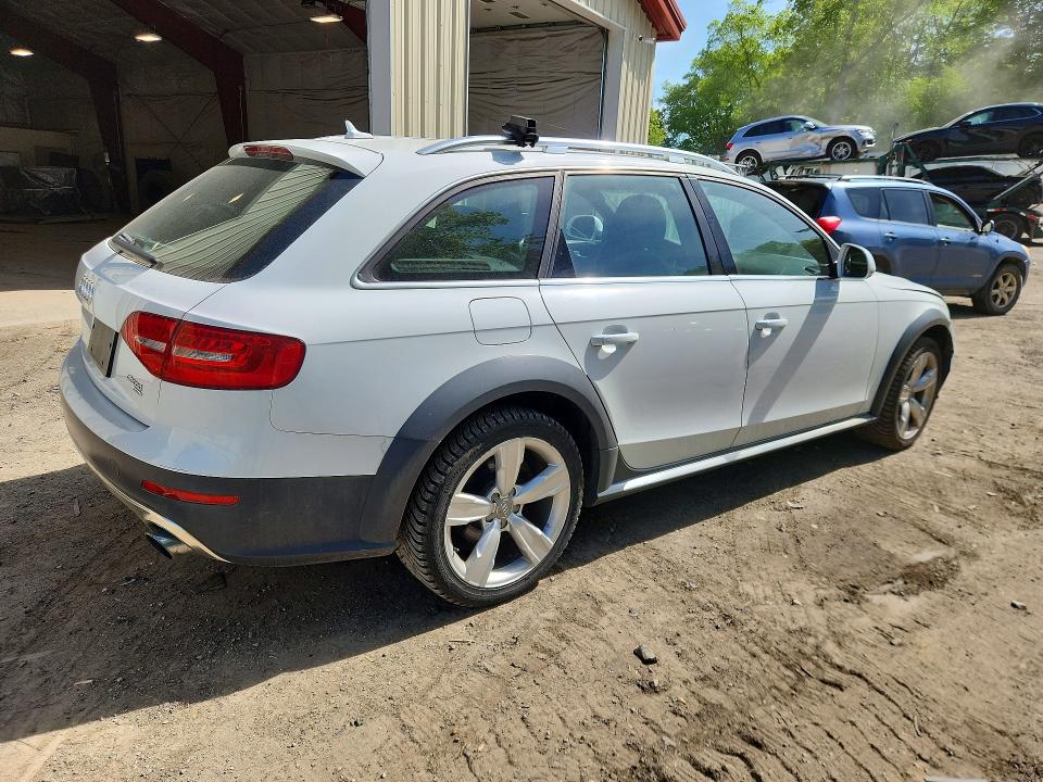 2014 Audi A4 Allroad მანქანა იყიდება აუქციონზე, vin: WA1UFAFL6EA131856, აუქციონის ნომერი: 55841536