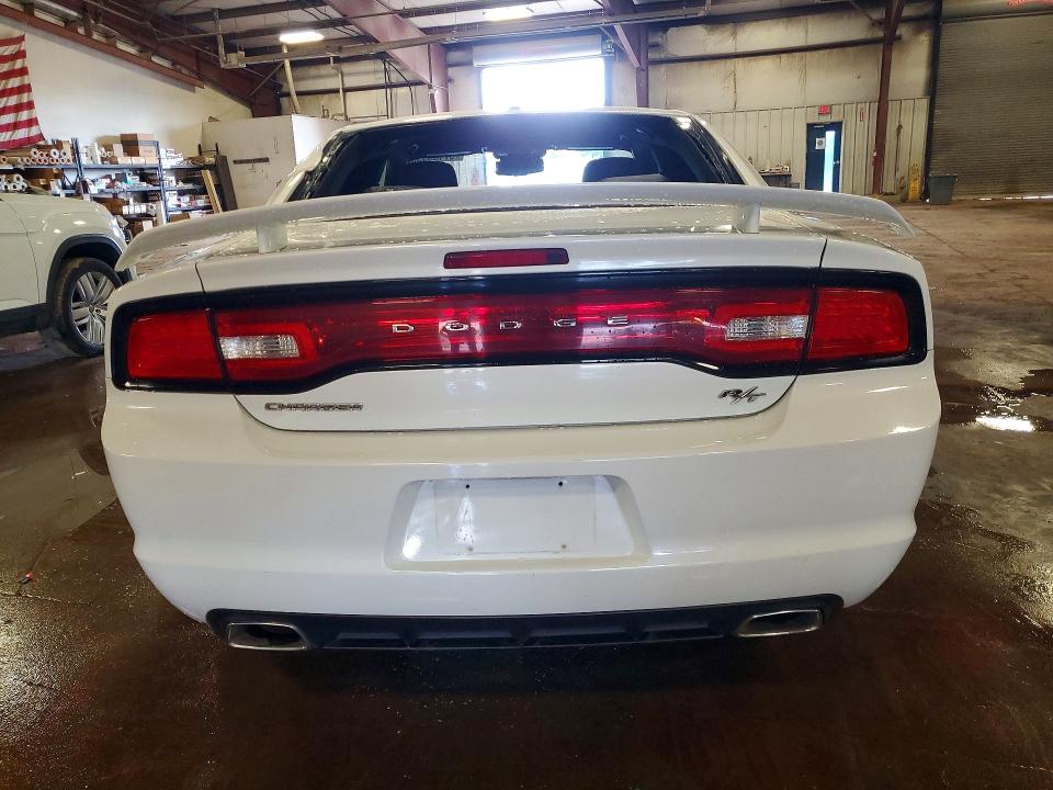 57165556 :رقم المزاد ، 2C3CDXCT1DH652650 vin ، 2013 Dodge Charger مزاد بيع
